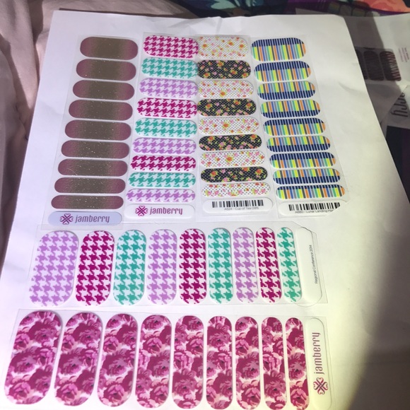Jamberry half sheets. Exclusive, retired, stylebox - Picture 2 of 5